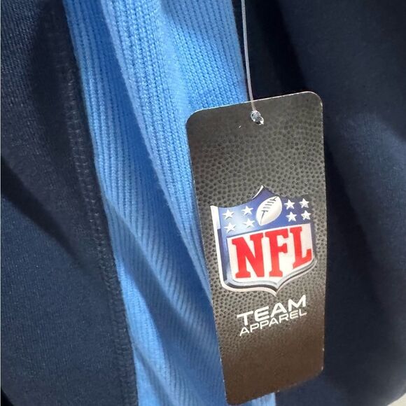 NFL Men’s Tennessee Titans logo graphic new era hoodie size medium NWT - Picture 4 of 8
